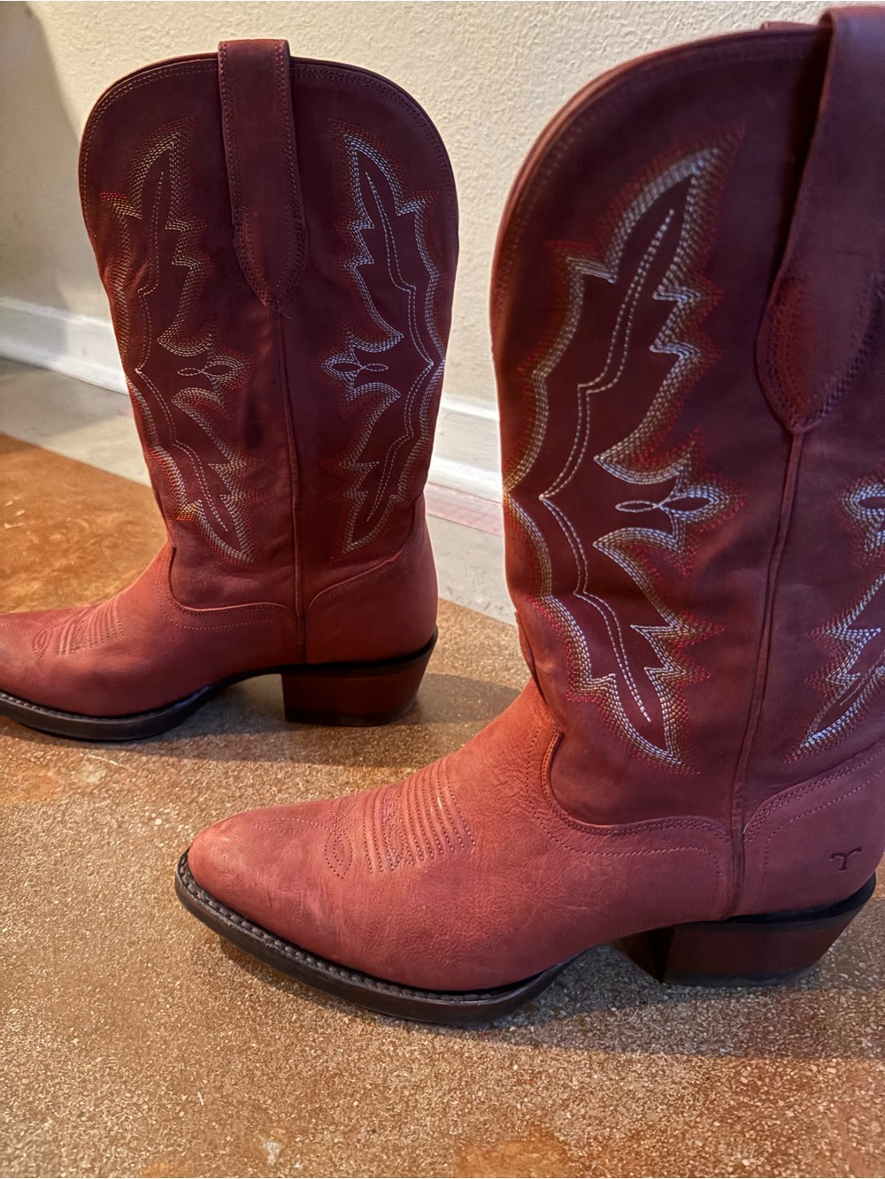 TECOVAS LIKE NEW Red Western Cowboy Boots - Picture 3 of 7